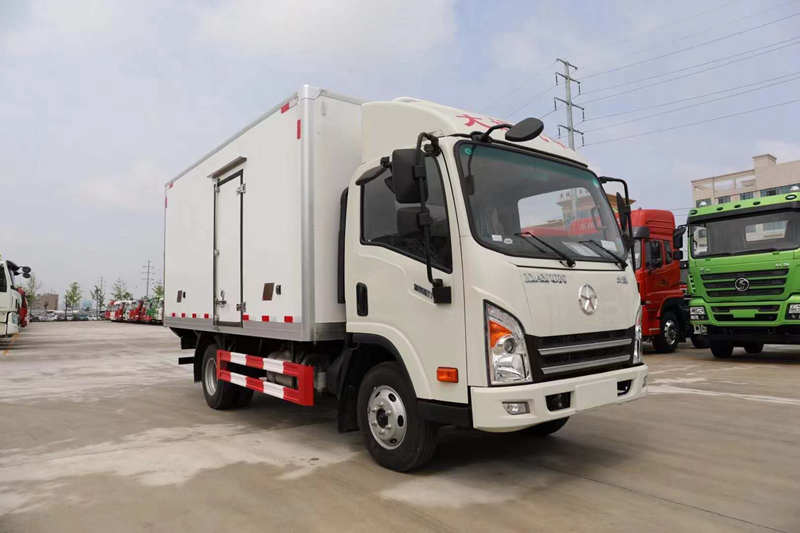 成都大運冷藏車(4米)